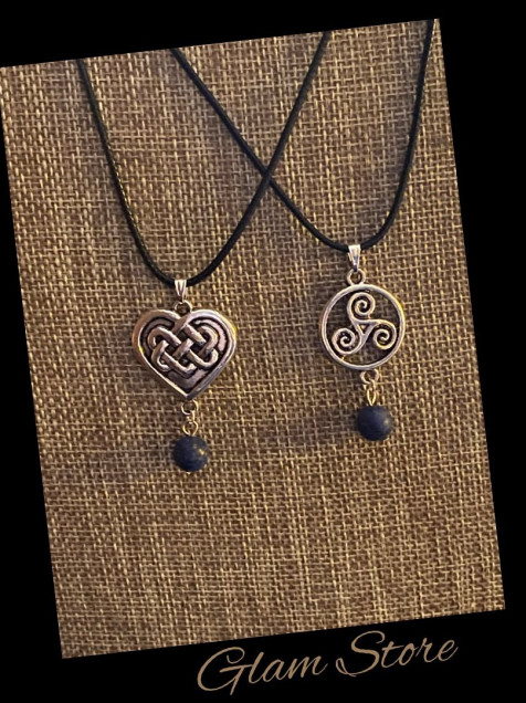 Collares Con Dijes Corazón Entrelazado Celta y Trisquel