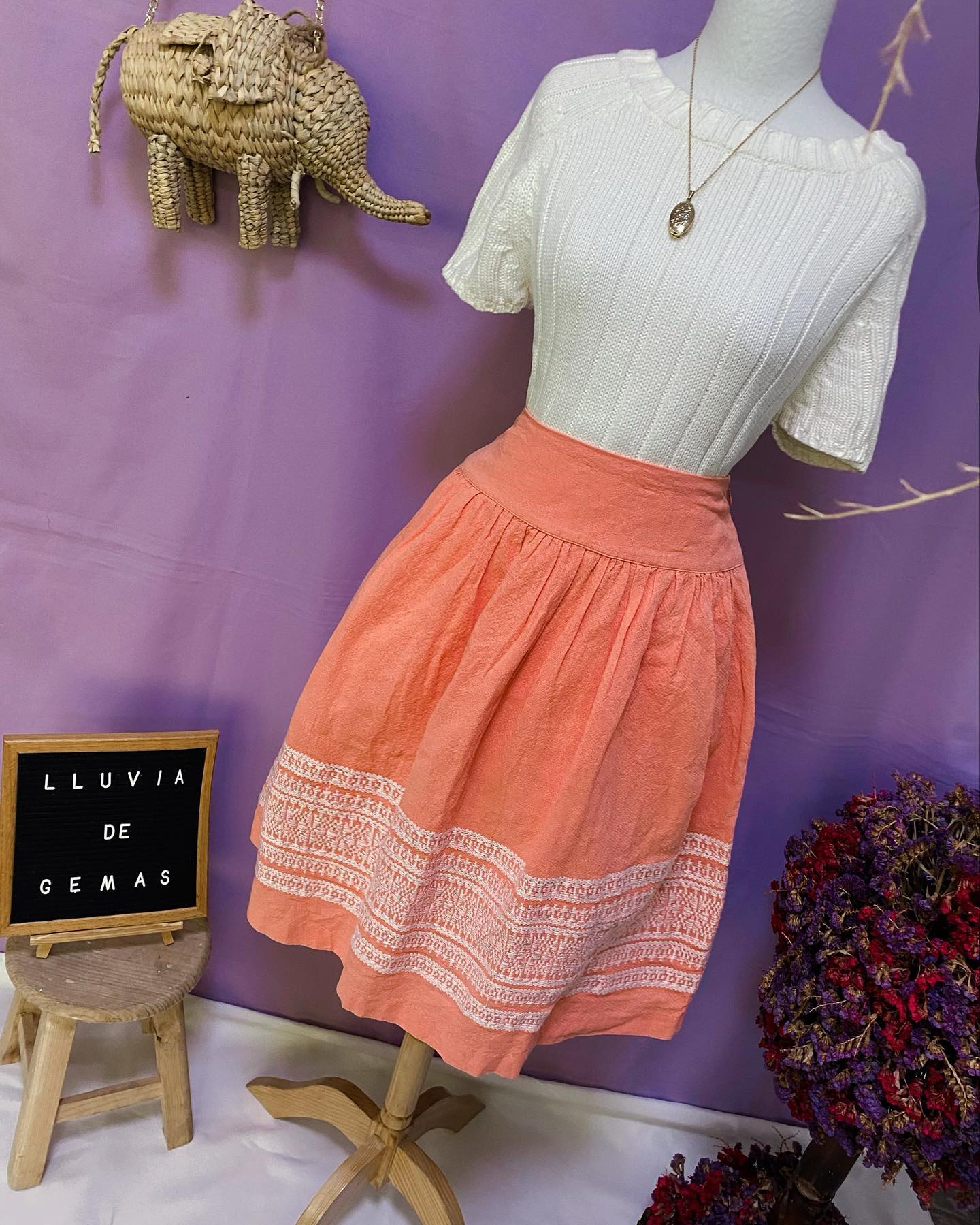 Falda color melón LluviaDeGemas LolaPay