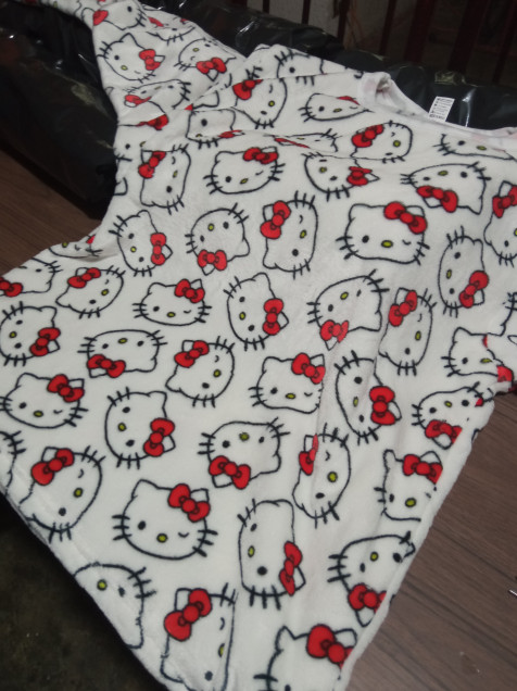 Pijama Hello Kitty Teddy Completa Con playera Conjunto Peluchito -  MMSHOPonline - LolaPay