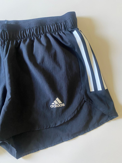 Shorts deportivos negros